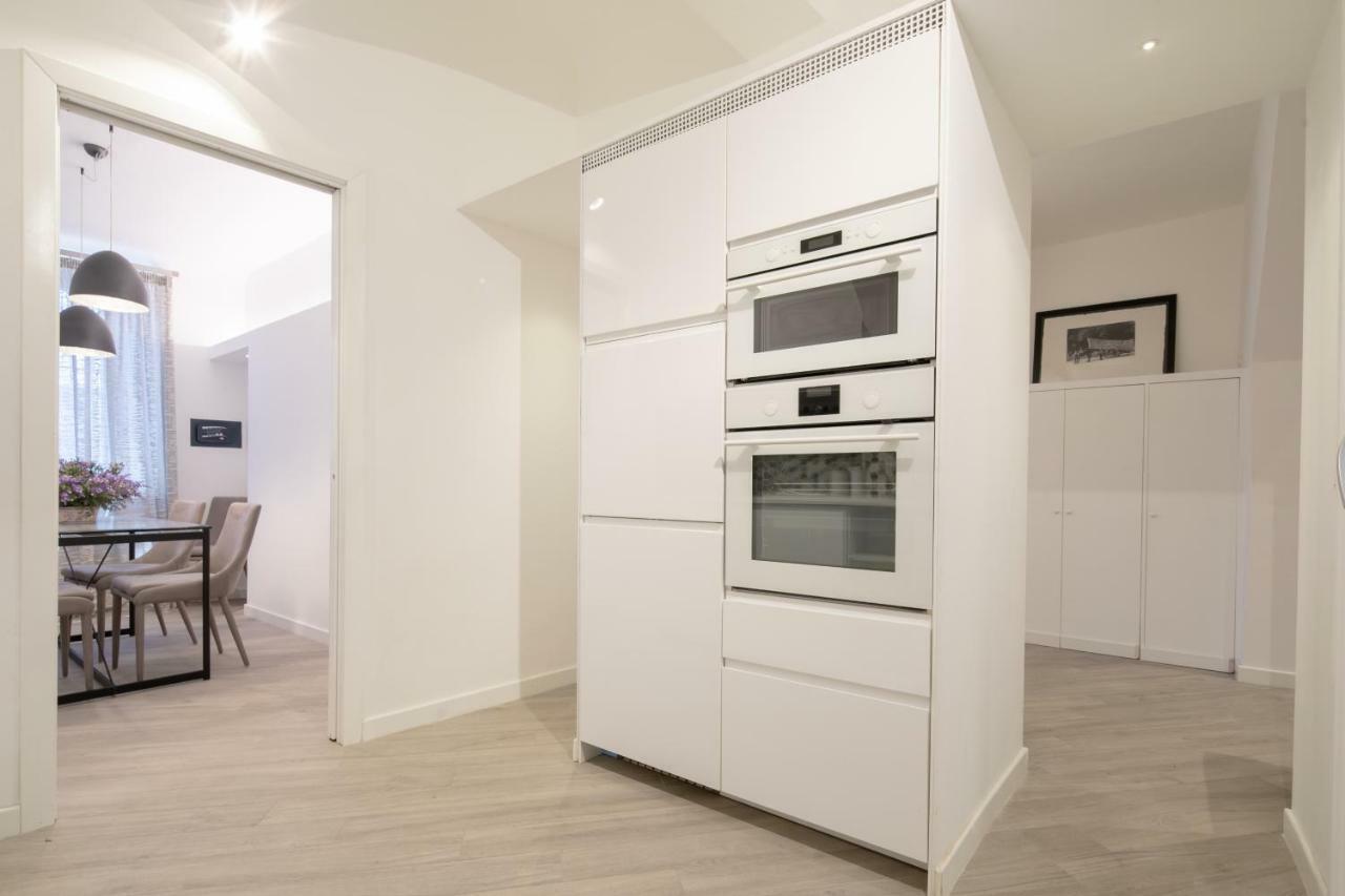 Palace Downtown Apartment